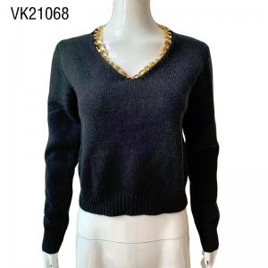 2023 Autumn and Winter Women's Deep V-neck Chain Decoration Solid Color Fit Knitted Sweater Long sleeved high-quality pullover