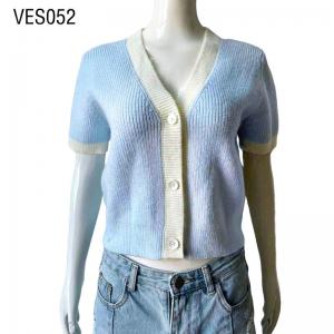Fashionable and fashionable fitting short sleeved cardigan Women's single breasted knit blouse Women's Fashion Knitted Loose Sweater